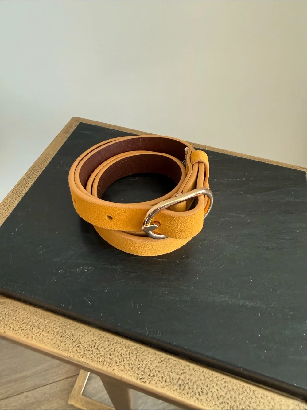 Frame Leather Suede Petit Oval Buckle Belt In Mustard